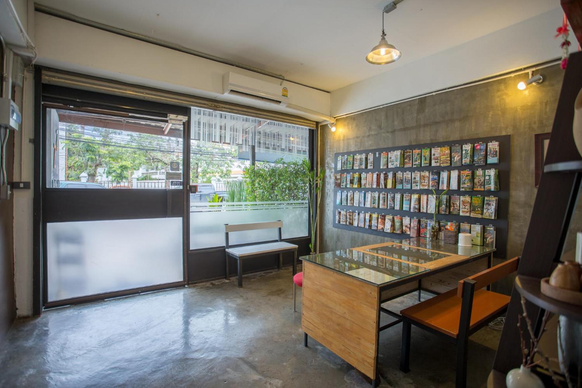 Zz Hostel 치앙마이 외부 사진
