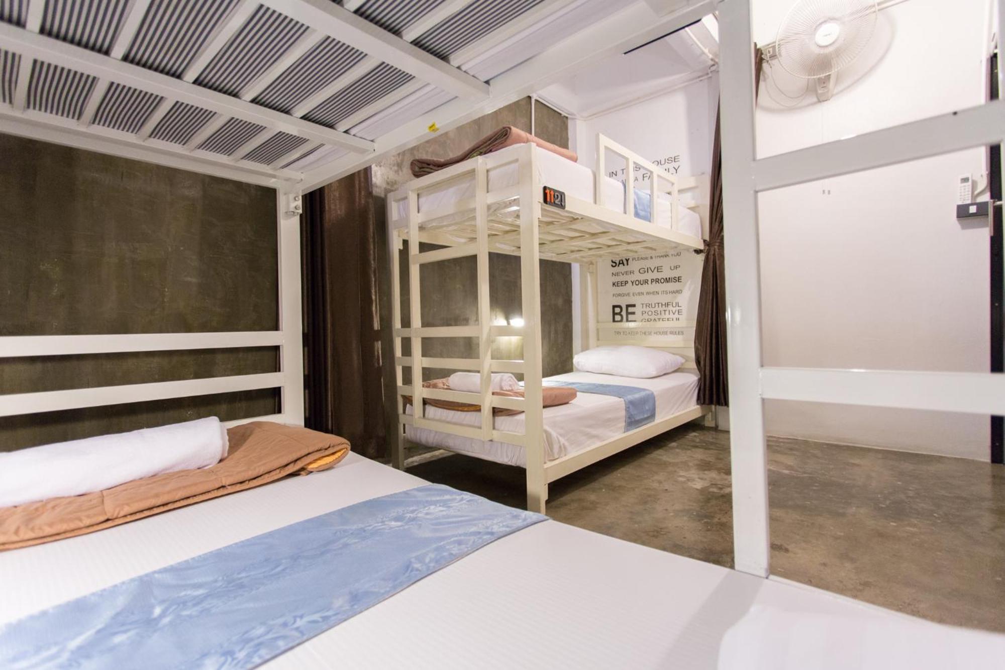 Zz Hostel 치앙마이 외부 사진