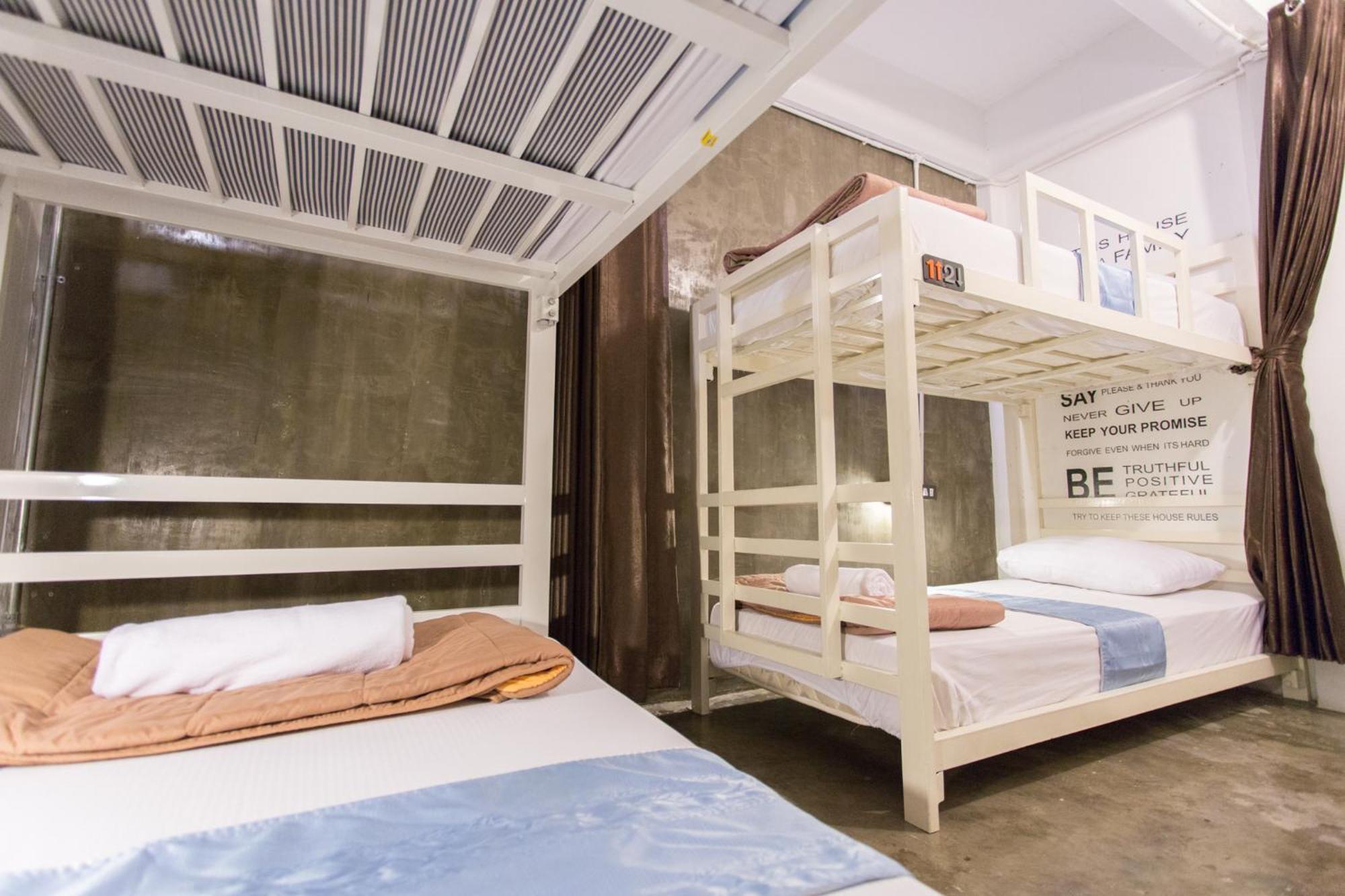 Zz Hostel 치앙마이 외부 사진