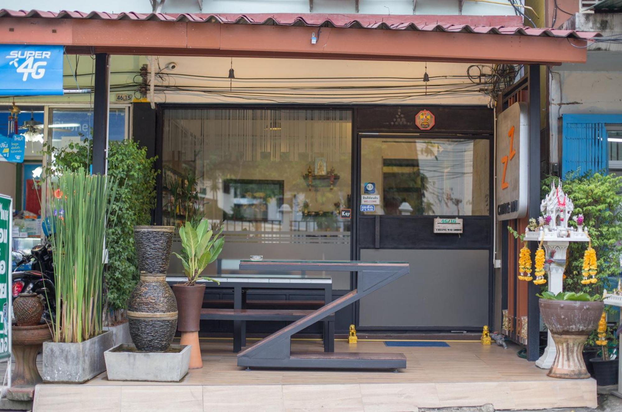 Zz Hostel 치앙마이 외부 사진
